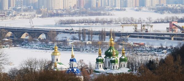 Вид на заснеженный Киев, Украина - Sputnik Moldova
