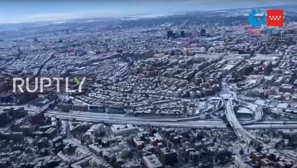 Spain: Aerial footage reveals historic snowfall in Madrid - Sputnik Moldova-România