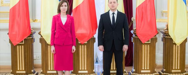Встреча президента Молдовы Майи Санду и украинского лидера Владимира Зеленского - Sputnik Молдова