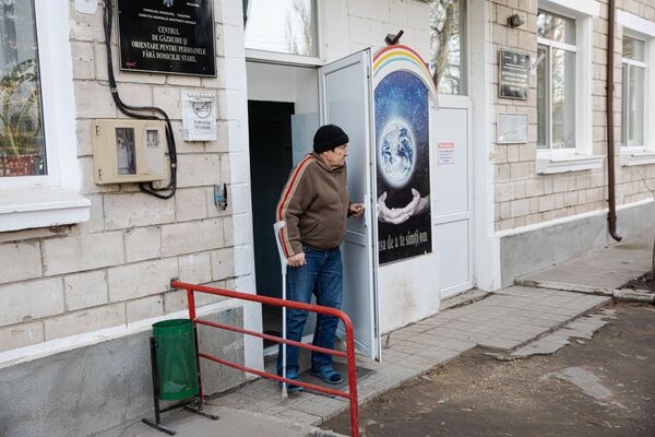 Boschetari la centrul pentru găzduire a oamenilor fără adăpost - Sputnik Moldova