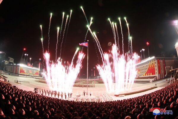 Военный парад в Пхеньяне по случаю VIII съезда Трудовой партии Кореи, КНДР - Sputnik Moldova-România