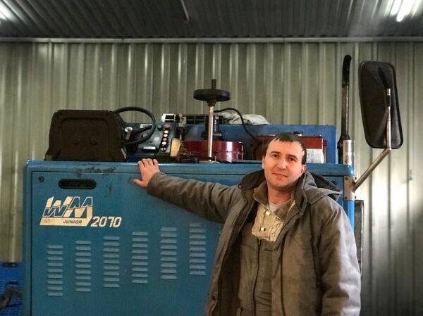 Искусство заливать каток: история приднестровского ледовара - Sputnik Молдова