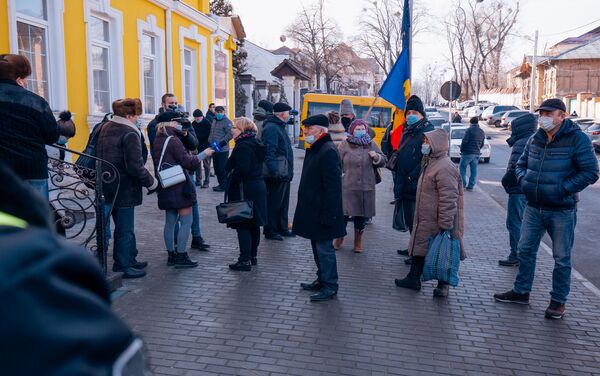 Protest la Curtea Constituțională unde este examinată Lege privind funcționarea limbilor - Sputnik Moldova