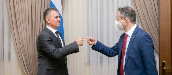 Клаус Нойкирх и Вадим Красносельский Клаус Нойкирх и Вадим Красносельский - Sputnik Молдова