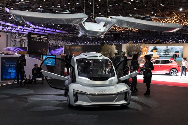 Концептуальный беспилотный летающий электромобиль компаний Audi AG, Airbus и ItalDesign Giugiaro - Sputnik Moldova