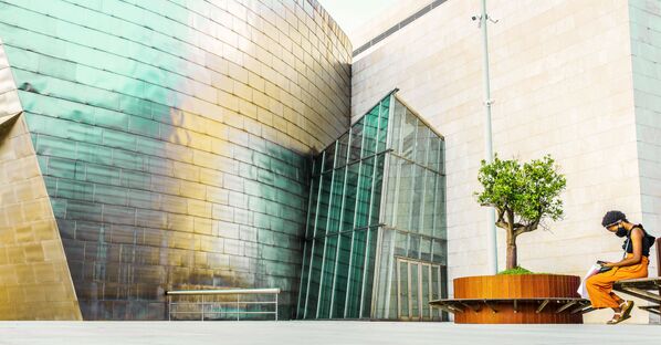 Снимок Museo Guggenheim Bilbao испанского фотографа Javier Arcenillas, высоко оцененный в конкуре The Art of Building 2020 - Sputnik Moldova-România