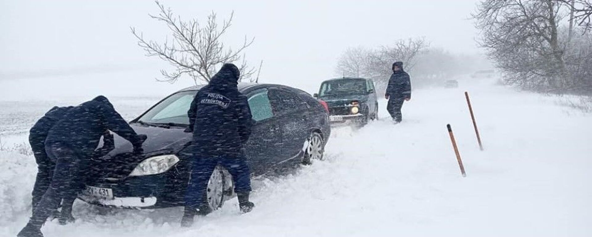 Mașini blocate în zăpadă - Sputnik Молдова, 1920, 31.01.2021