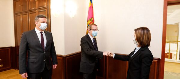 Встреча президента Молдовы с представителями ООН и ВОЗ в республике Встреча президента Молдовы с представителями ООН и ВОЗ в республике - Sputnik Moldova