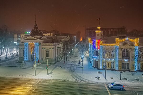 Белая зима: как выглядит заснеженная столица Молдовы - Sputnik Moldova