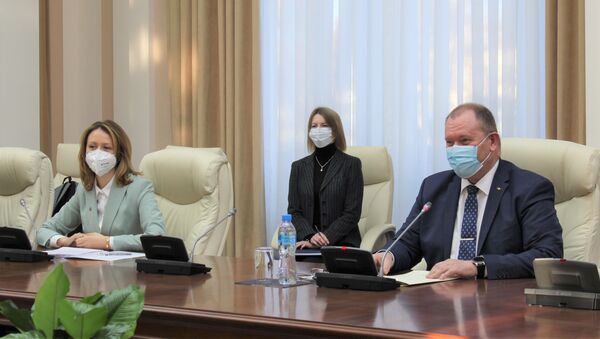 Встреча Аурела Чокоя, Ольги Чеботарь и Анн Линде. - Sputnik Молдова