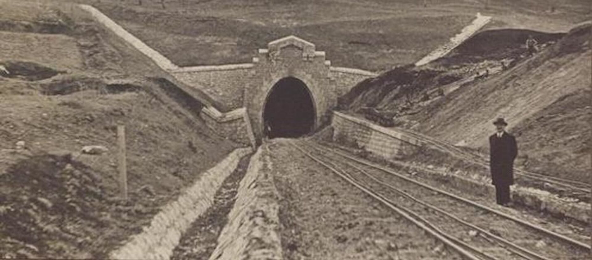 Тоннель у села Бэлцаць. - Sputnik Молдова, 1920, 20.02.2021