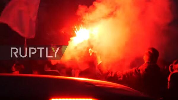 Lazio fans bid team bus farewell ahead of Bayern Munich match - Sputnik Moldova