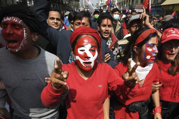Сторонники фракции правящей Коммунистической партии Непала во время акции протеста - Sputnik Молдова