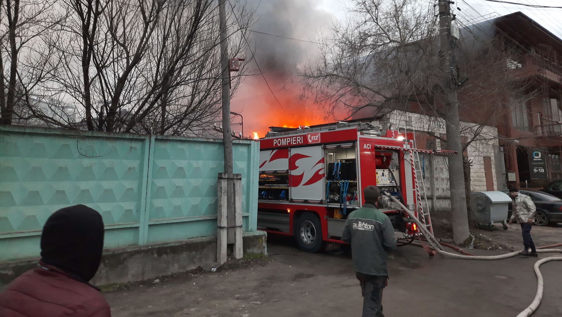 Пожар в Кишиневе рядом с заводом Топаз - Sputnik Moldova, 1920, 01.03.2021