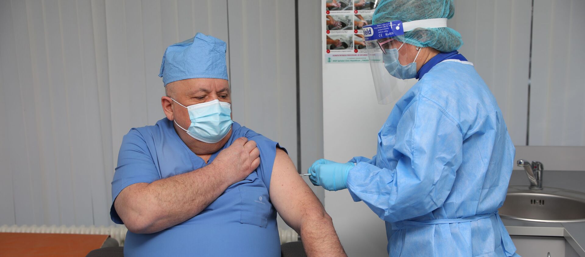В Молдове стартовала вакцинация врачей от коронавируса - Sputnik Молдова, 1920, 02.03.2021