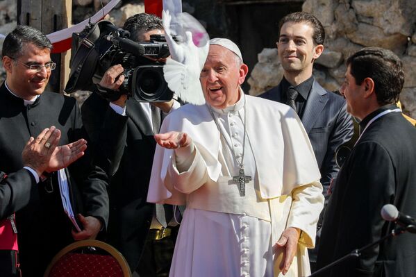 Папа Римский Франциск во время визита в Мосул, Ирак  - Sputnik Moldova