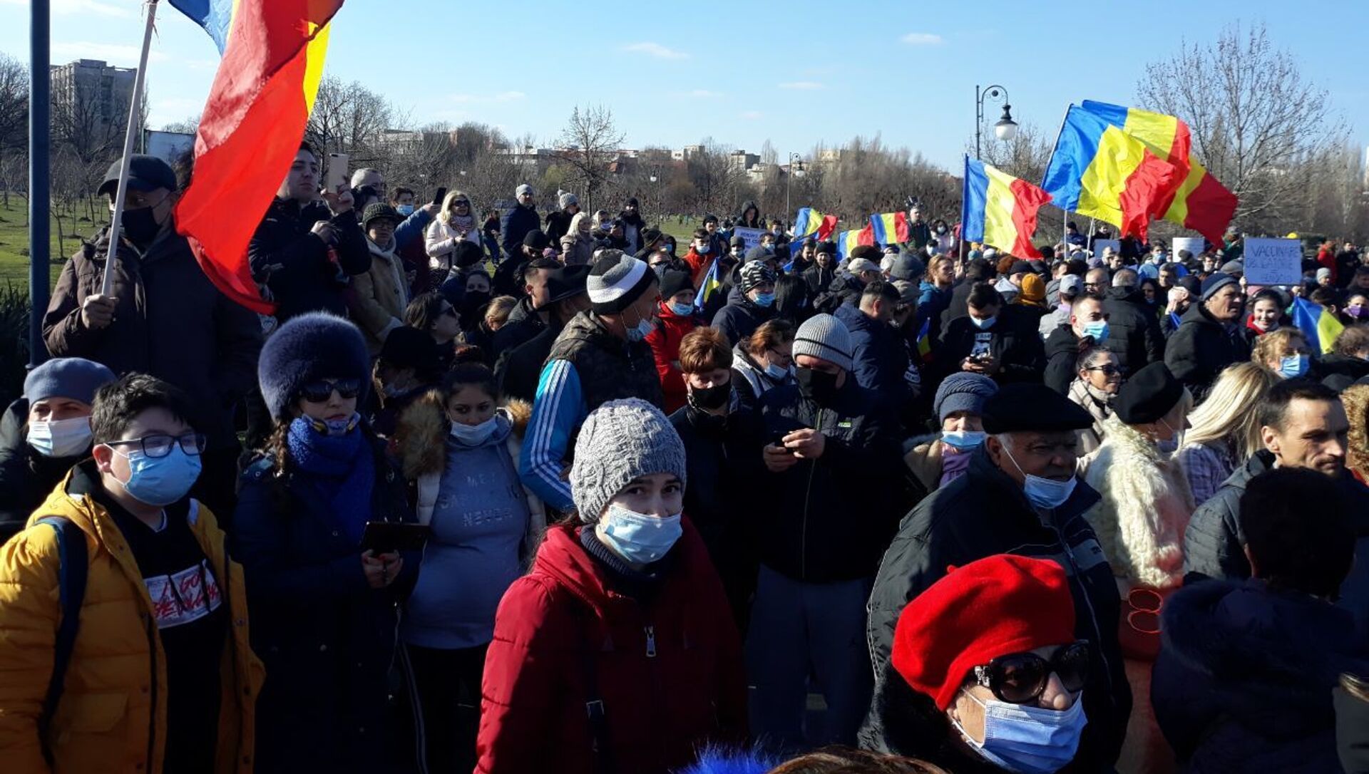 Protest împotriva legii vaccinării obligatorii la București - Sputnik Moldova-România, 1920, 20.03.2021
