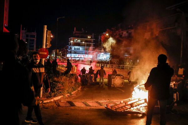 Беспорядки во время демонстрации против подавления полицией митингов в Афинах, Греция - Sputnik Молдова
