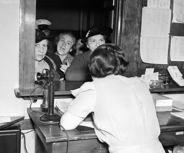 Люди во время требования еды в Кливленде, 1938 год - Sputnik Молдова