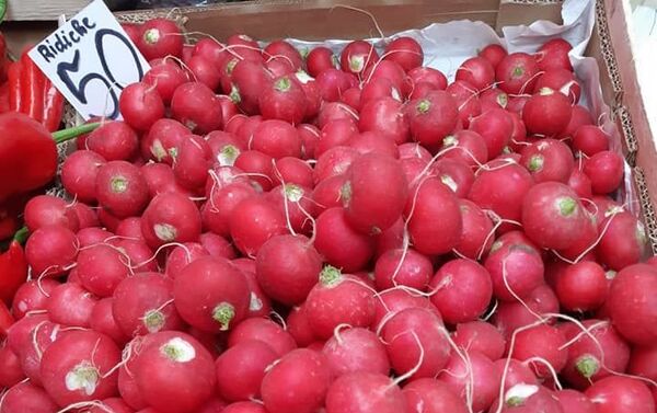 Cât costă legumele la Piața Centrală - Sputnik Moldova