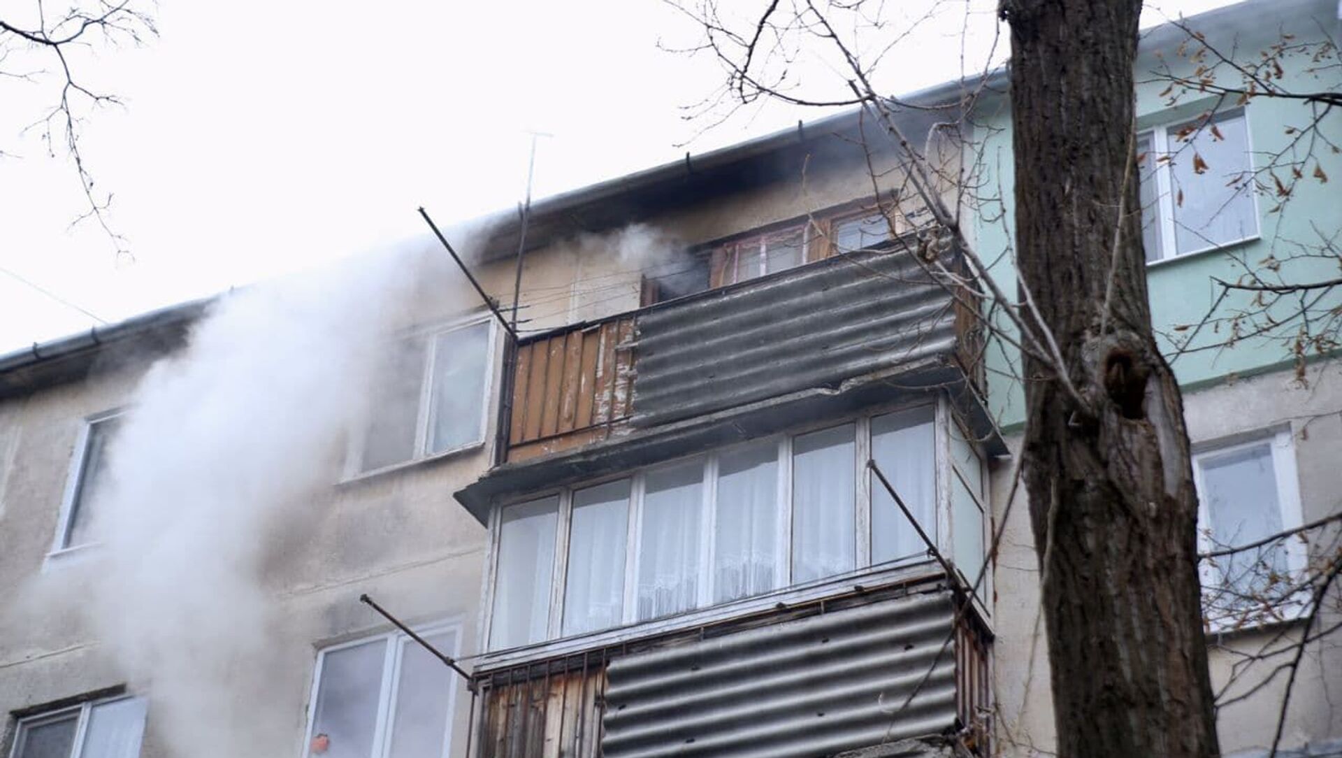 Incendiu într-un bloc de locuit de la Bălți - Sputnik Moldova, 1920, 14.03.2021
