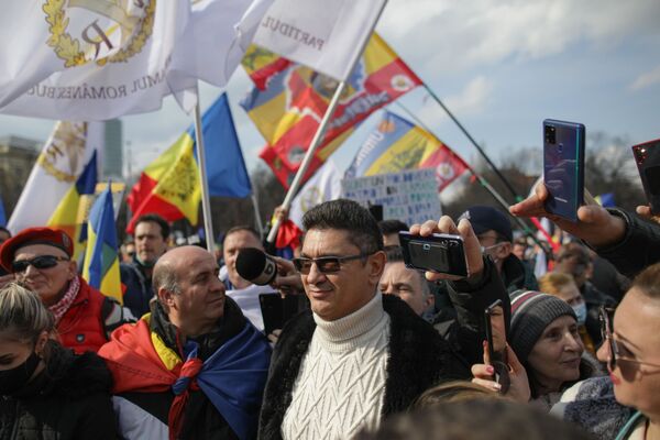 Proteste la București împotriva restricțiilor COVID - Sputnik Moldova-România