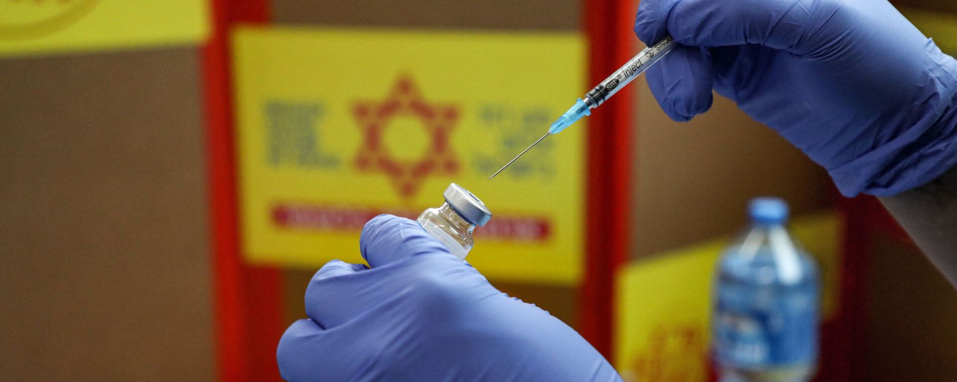 Вакцинация в Израиле - Sputnik Moldova, 1920, 22.03.2021