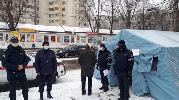 IGSU a instalat noi corturi pentru informarea despre pericolul infectării cu virusul COVID -19                                    - Sputnik Moldova