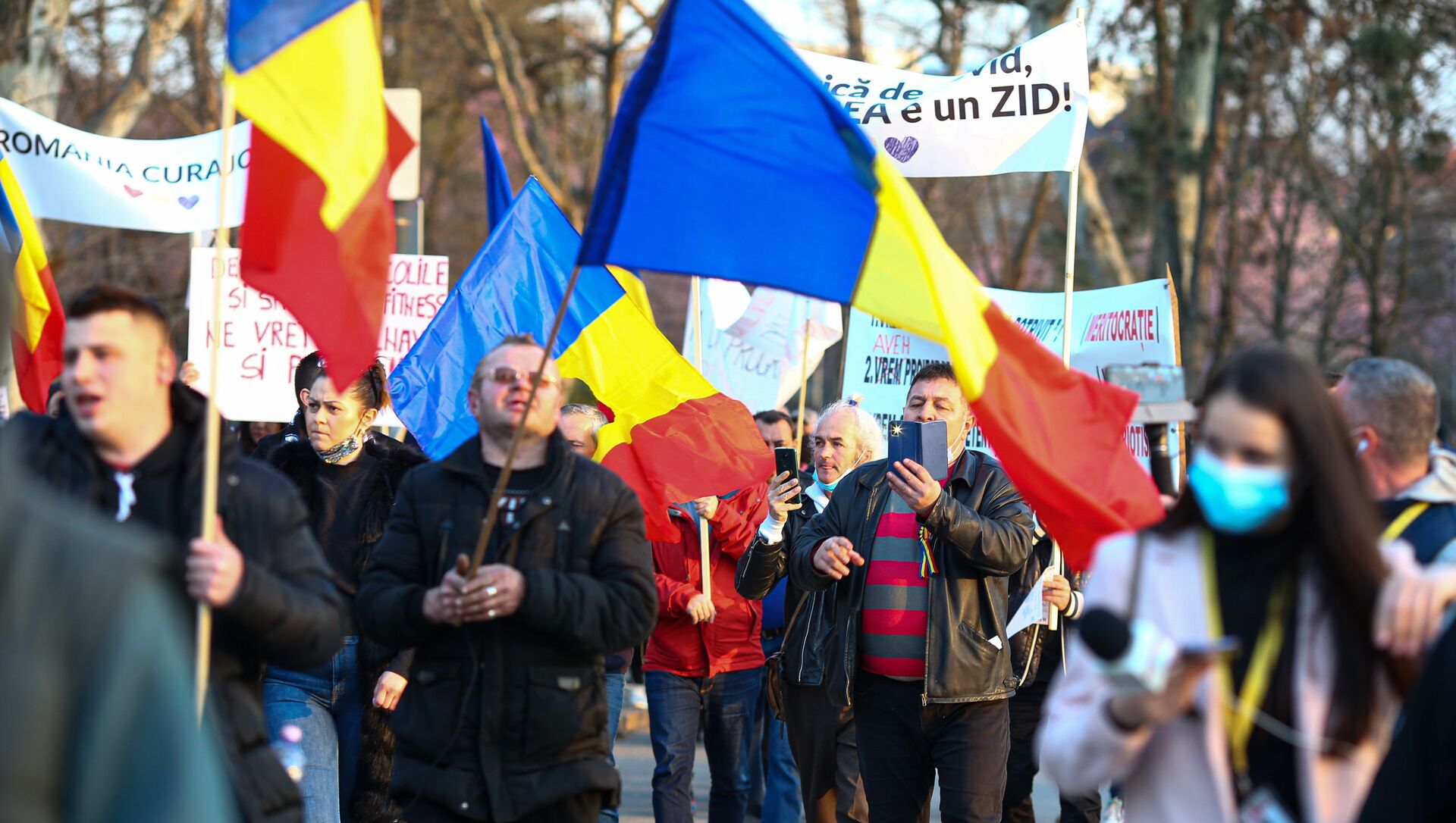 Proteste anti restricții COVID în România - Sputnik Moldova-România, 1920, 29.03.2021