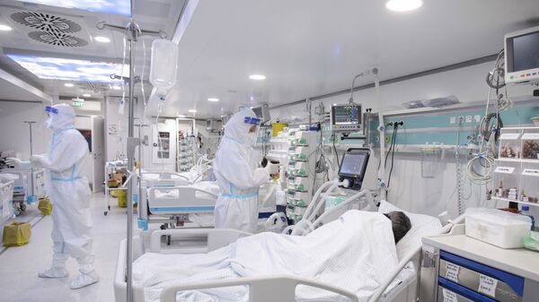 Bolnavi de COVID internați la spitalul „Marius Nasta” din București - Sputnik Молдова