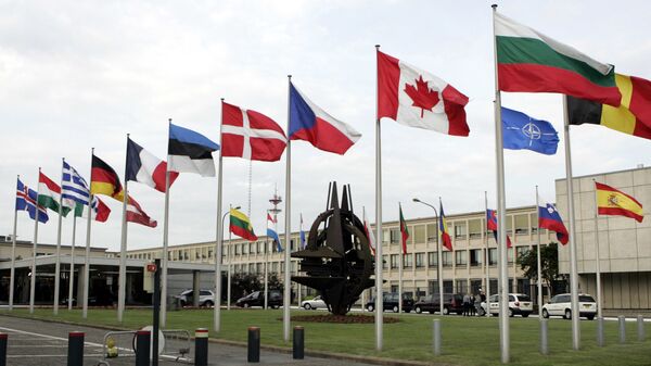 Здание штаб-квартиры НАТО в Брюсселе  - Sputnik Moldova