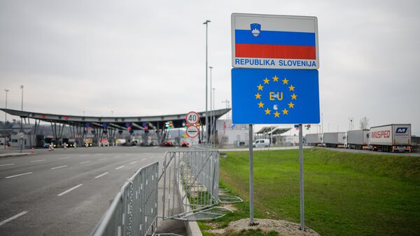 Контрольно-пропускной пункт на въезде в Словению  - Sputnik Молдова