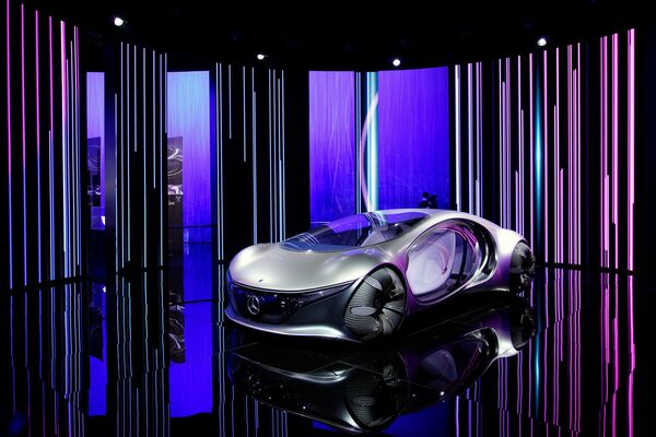 Концепт автомобиля  Mercedes-Benz Vision AVTR на международной автомобильной выставке в Шанхае  - Sputnik Молдова