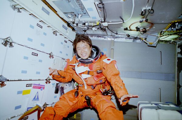 Первая женщина-астронавт Японии Тиаки Мукаи - Sputnik Moldova-România