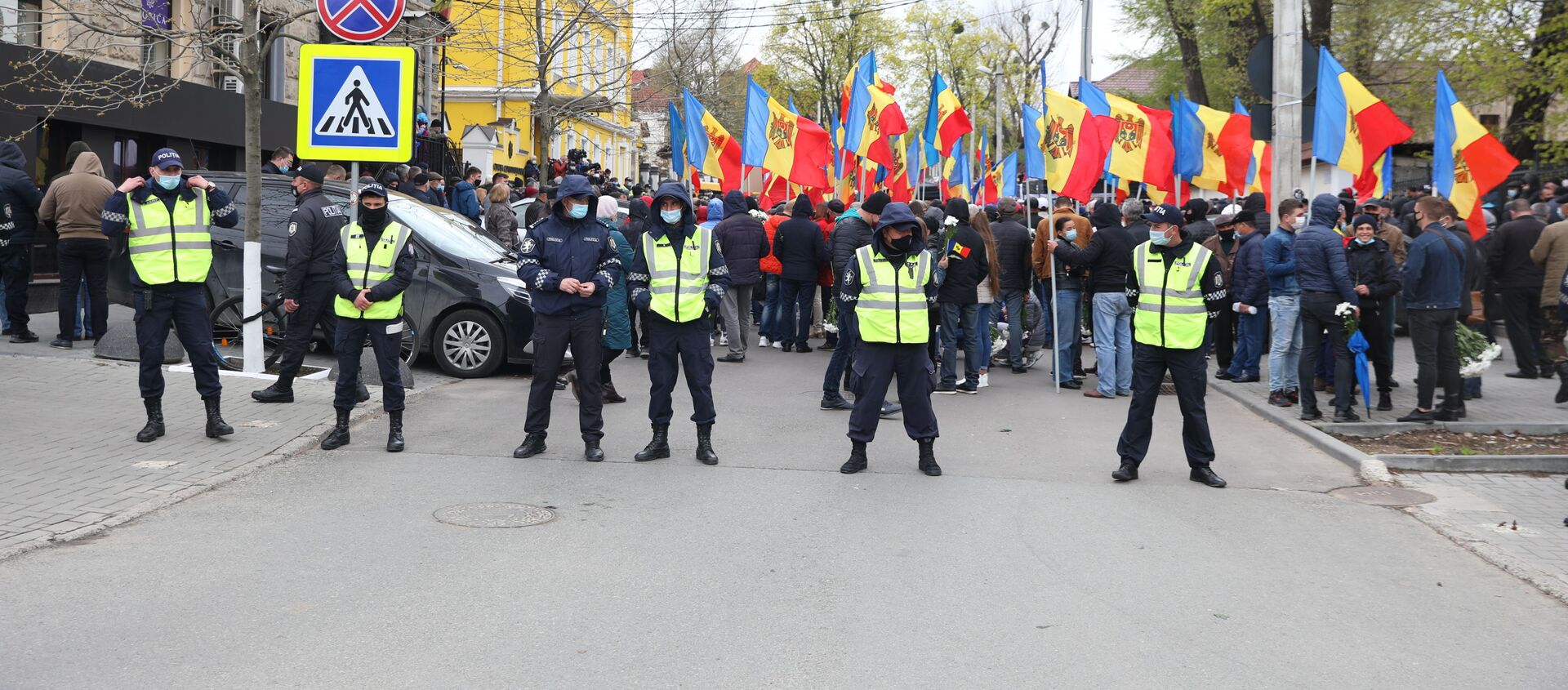 Protest în fața Curții Constituționale. 28 aprilie 2021 - Sputnik Молдова, 1920, 28.04.2021