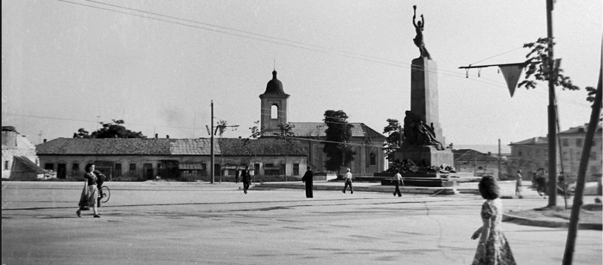 Церковь Архангелов Михаила и Гавриила, Кишинев - Sputnik Молдова, 1920, 01.05.2021