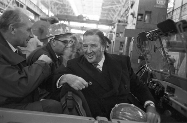 Американский промышленный магнат Генри Форд во время посещения Волжского автомобильного завода, 1970 год - Sputnik Moldova-România
