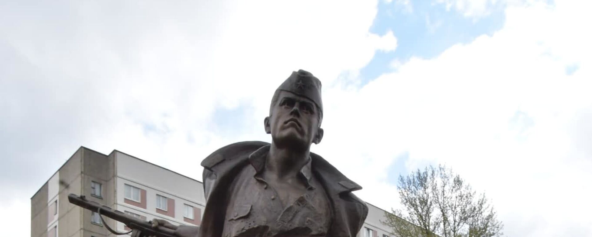 В Минске установлен бюст в честь Героя Советского Союза Иона Солтыса. - Sputnik Молдова, 1920, 06.05.2021