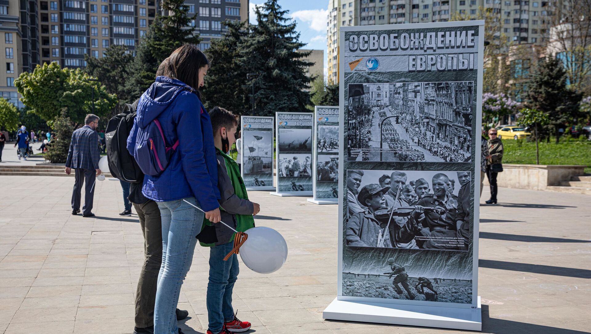 Фотовыставка Освобождение Европы в Кишиневе - Sputnik Молдова, 1920, 09.05.2021