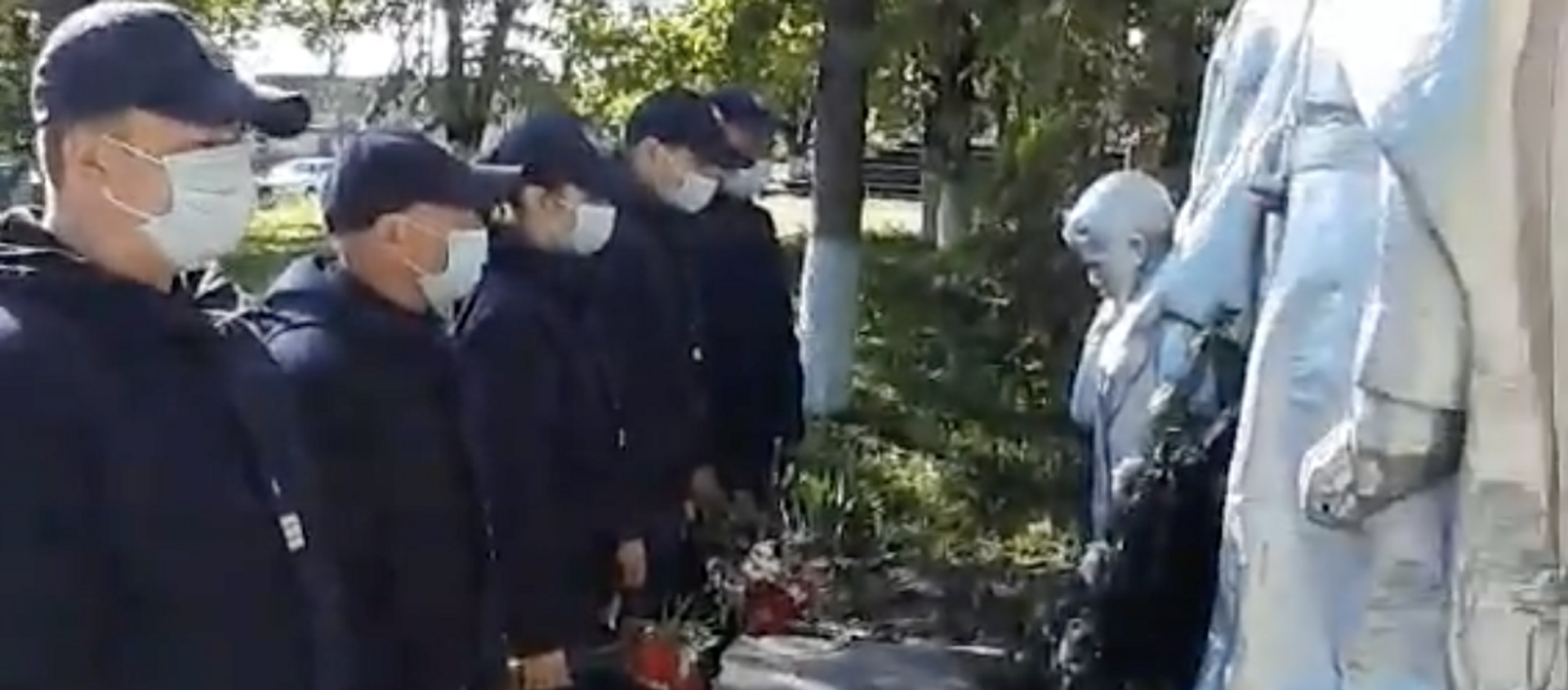 Polițiștii de Frontieră au cinstit memoria eroilor căzuți în război - Sputnik Moldova-România, 1920, 10.05.2021