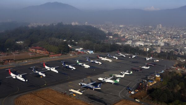 Avioane la sol pe Aeroportul din Kathmandu - Sputnik Moldova