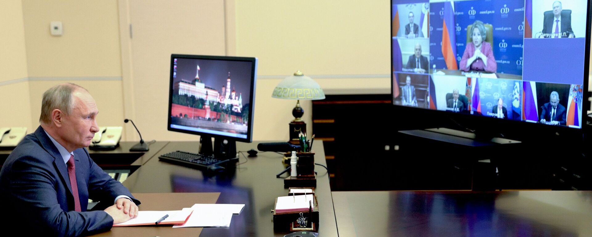Президент РФ В. Путин провел заседание Совбеза РФ - Sputnik Молдова, 1920, 14.05.2021