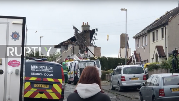 UK: Child dies, several houses destroyed in suspected gas explosion in Lancashire - Sputnik Moldova-România