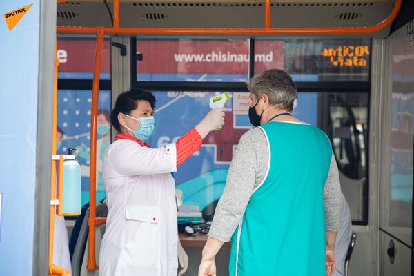 Au fost lansate punctele mobile de vaccinare - Sputnik Moldova