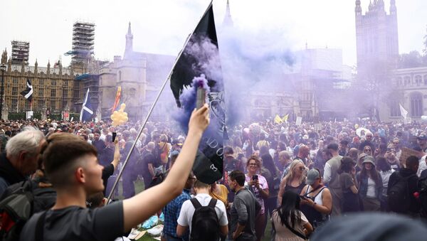 Proteste anti-Lockdown la Londra - Sputnik Moldova-România