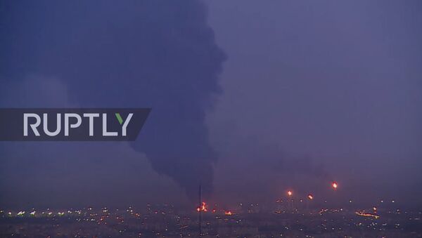 Iran: Massive fire erupts at Tehran refinery - Sputnik Moldova-România