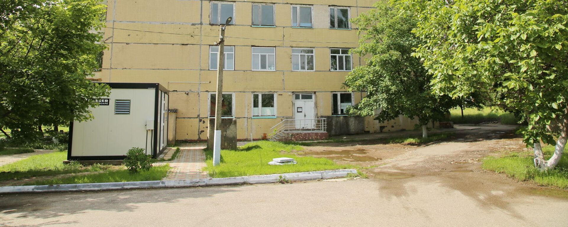 Здание инфекционного отделения ЦРБ Комрат, где размещался ковид-центр - Sputnik Молдова, 1920, 04.06.2021