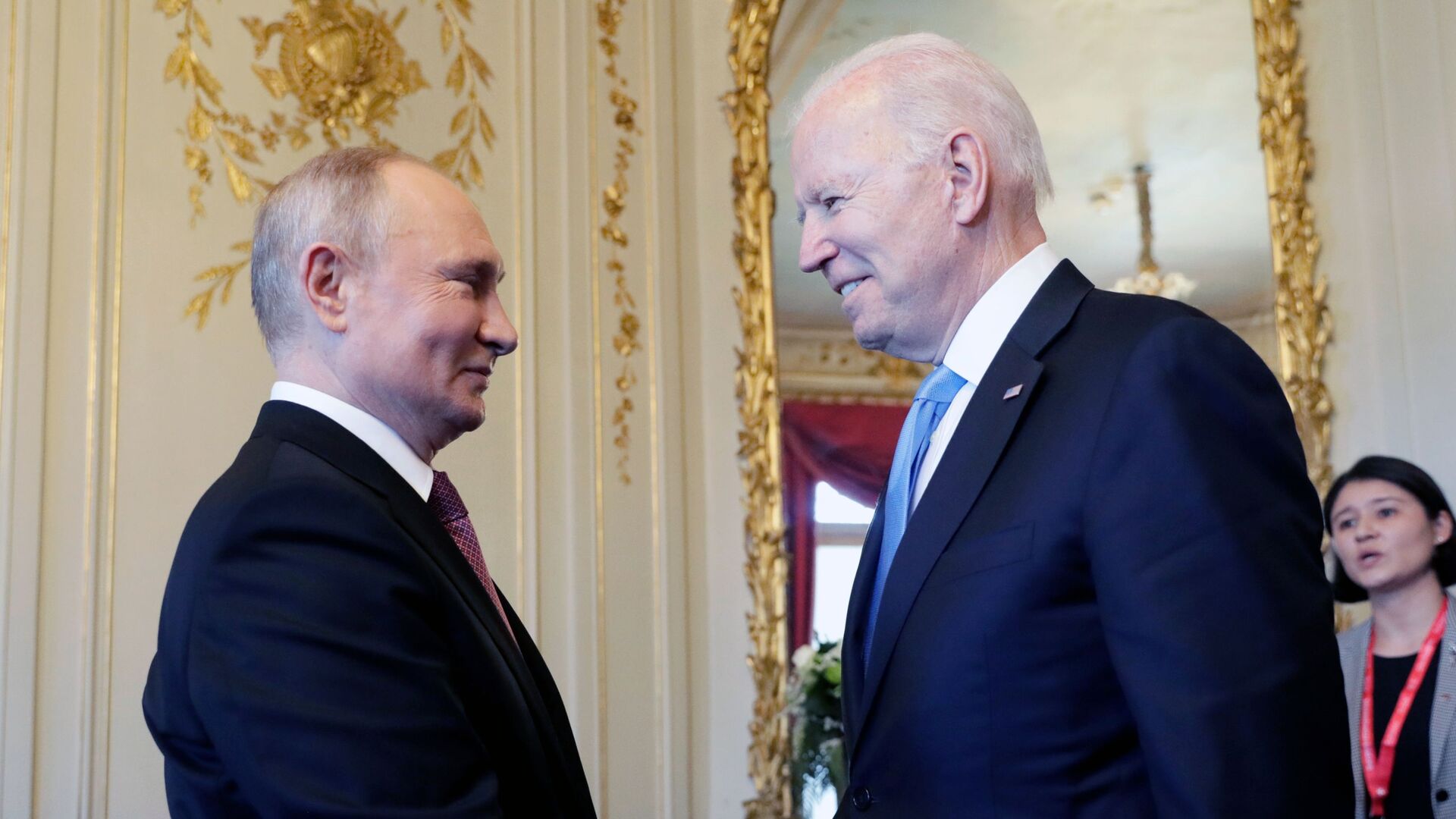 Vladimir Putin și Loe Biden - Sputnik Moldova, 1920, 07.12.2021