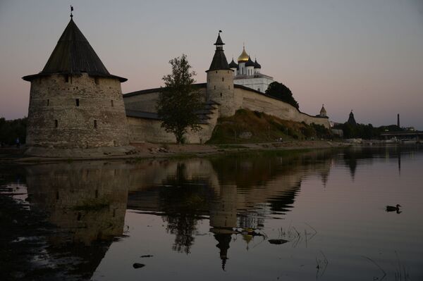 Kremlinul din Pskov  - Sputnik Moldova-România