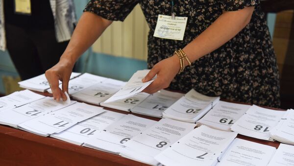 Досрочные парламентские выборы в Армении - Sputnik Молдова